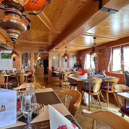 Hotel Hirschen Menzenschwand-Hinterdorf Kültér fotó