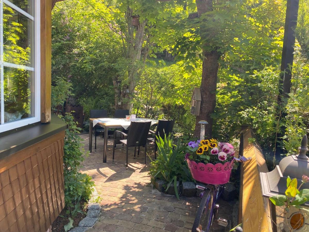 Hotel Hirschen Menzenschwand-Hinterdorf Kültér fotó