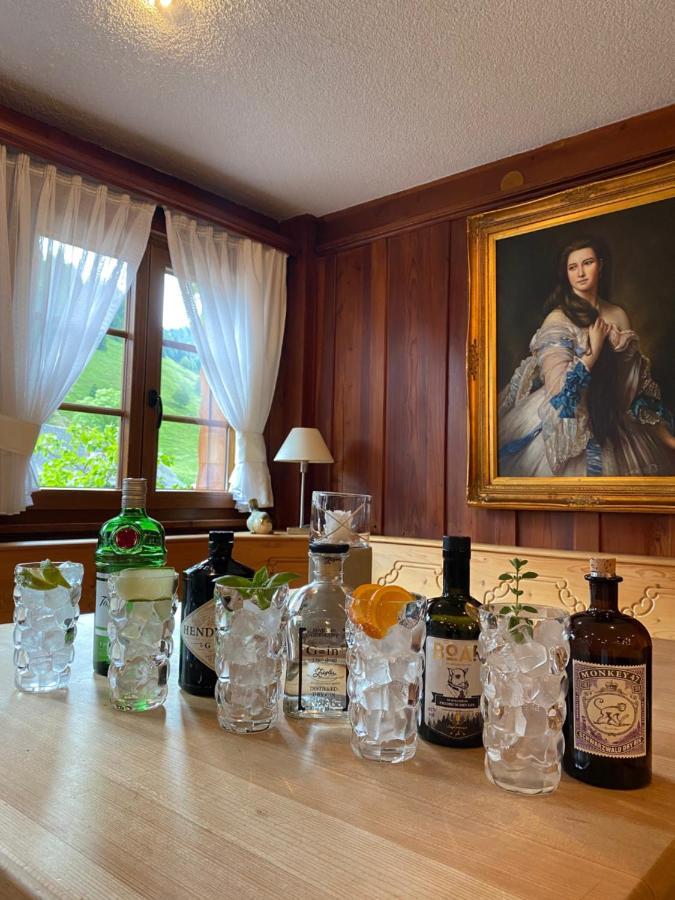 Hotel Hirschen Menzenschwand-Hinterdorf Kültér fotó